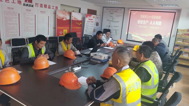 小标题：以某机构课程体系为例